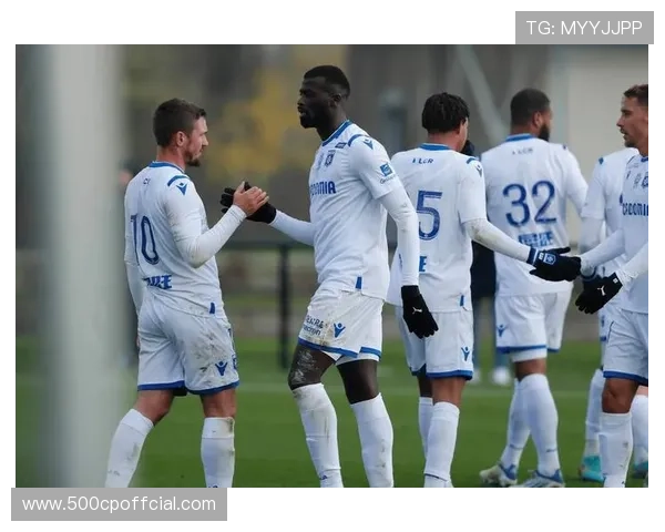 欧塞尔vs雷恩，保级球队对决春节氛围浓厚